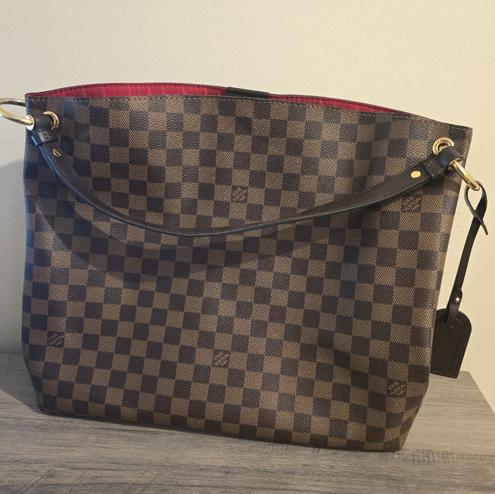 Gracefull MM LV Bag slightly used for work events while traveling